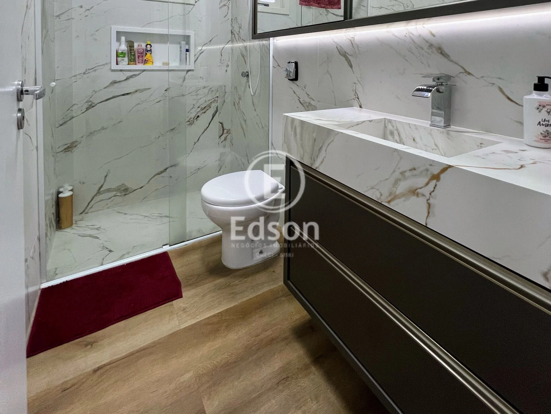 Casa em Serraria, São José. 3 quartos, 200m². Imagem 10 de 15