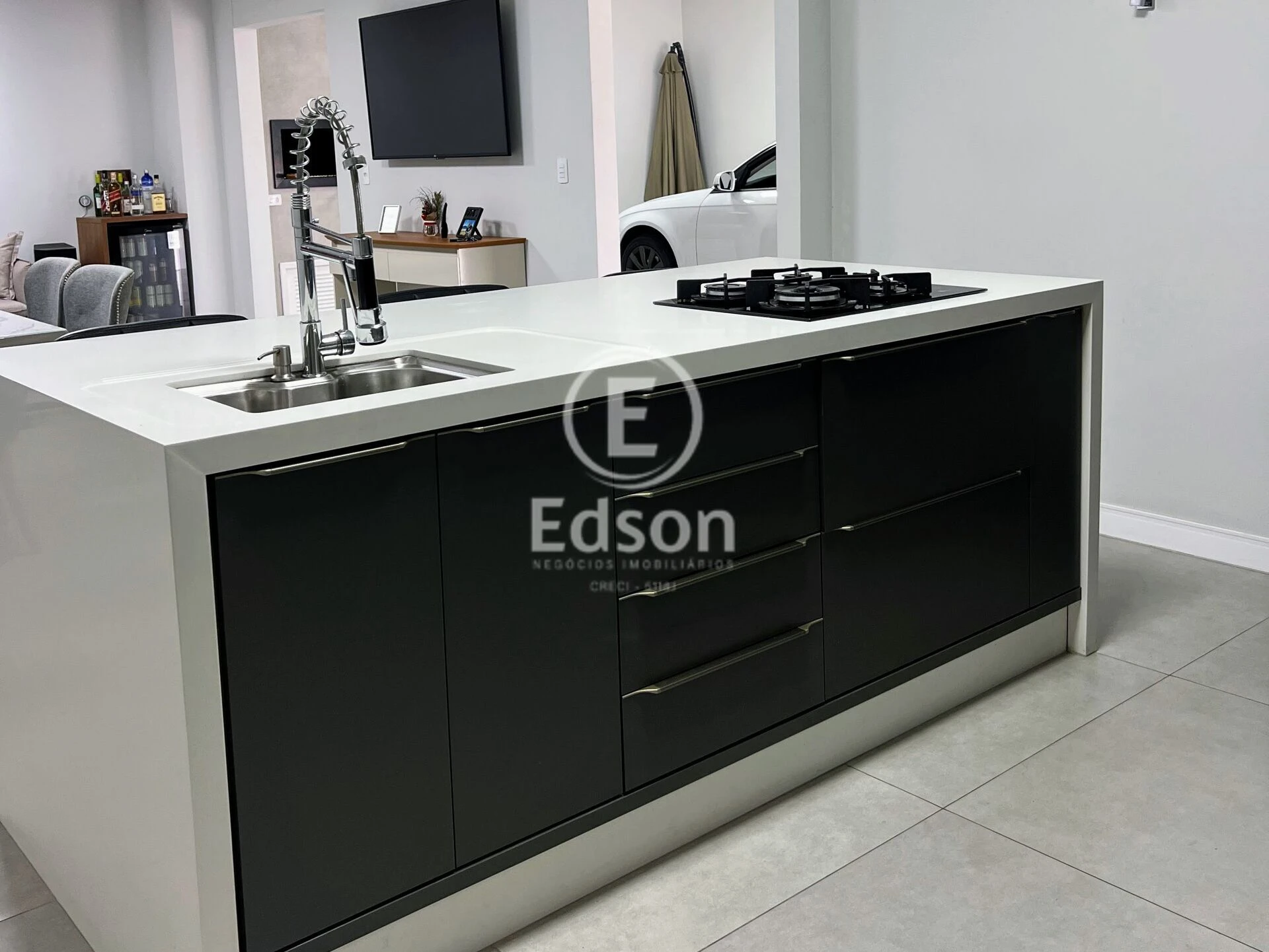 Casa em Serraria, São José. 3 quartos, 200m². Imagem 4 de 15