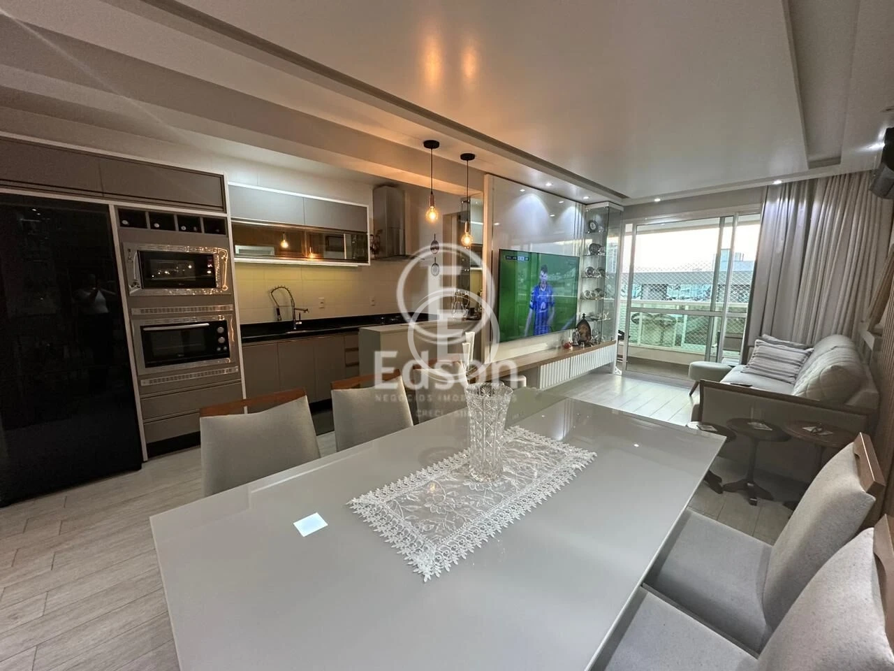 Apartamento em Pagani, Palhoça. 3 quartos, 87m². Imagem 2 de 12