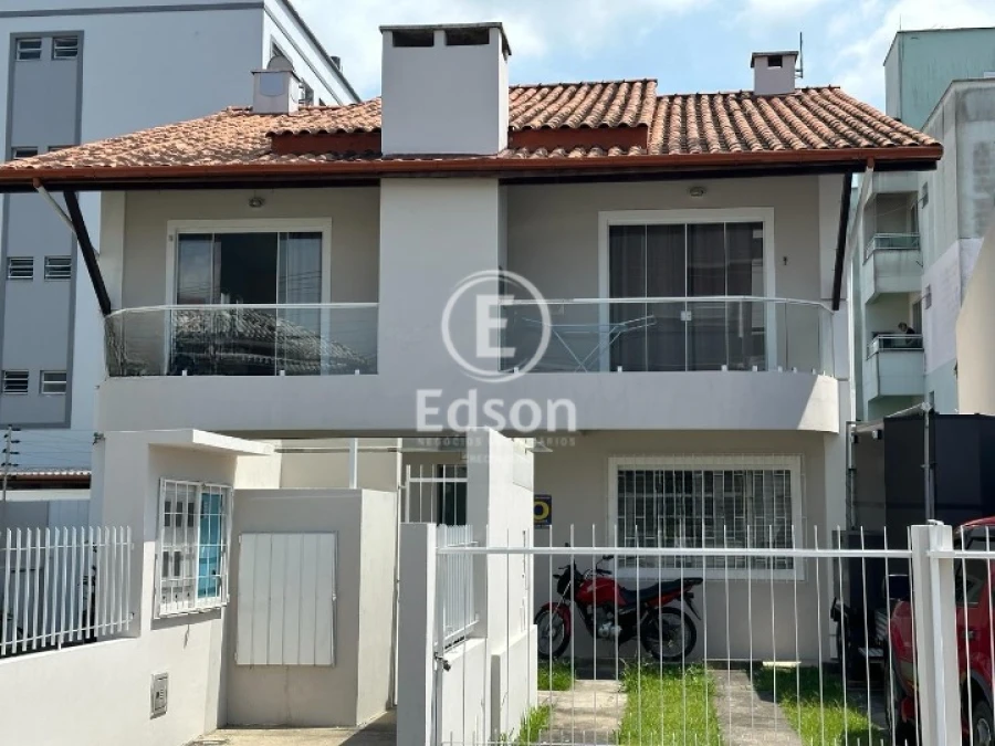 Apartamento em Pagani, Palhoça. 2 quartos, 63m². Imagem 1 de 4