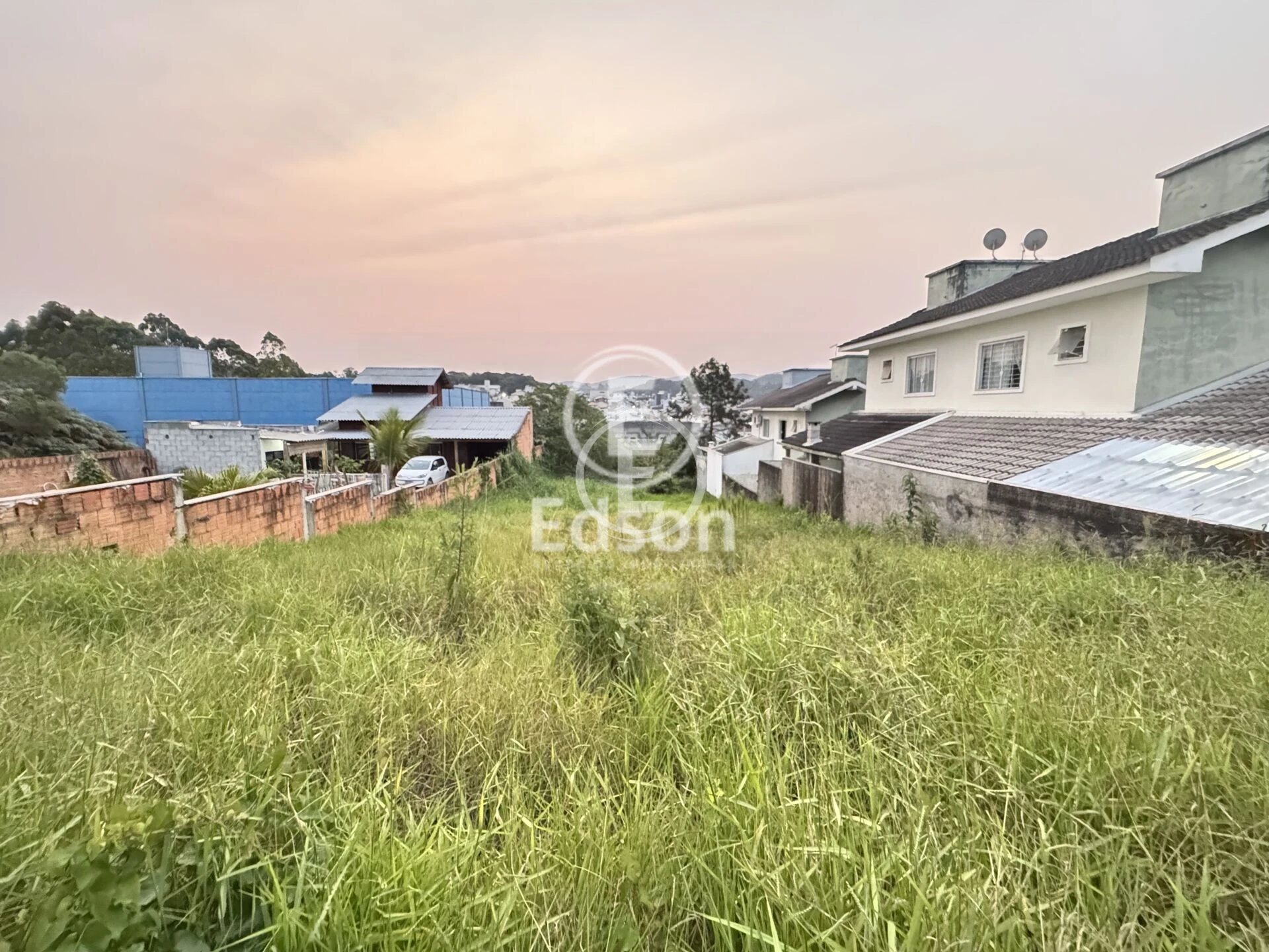Terreno em Forquilhinhas, São José. 0 quartos, 484m². Imagem 1 de 2