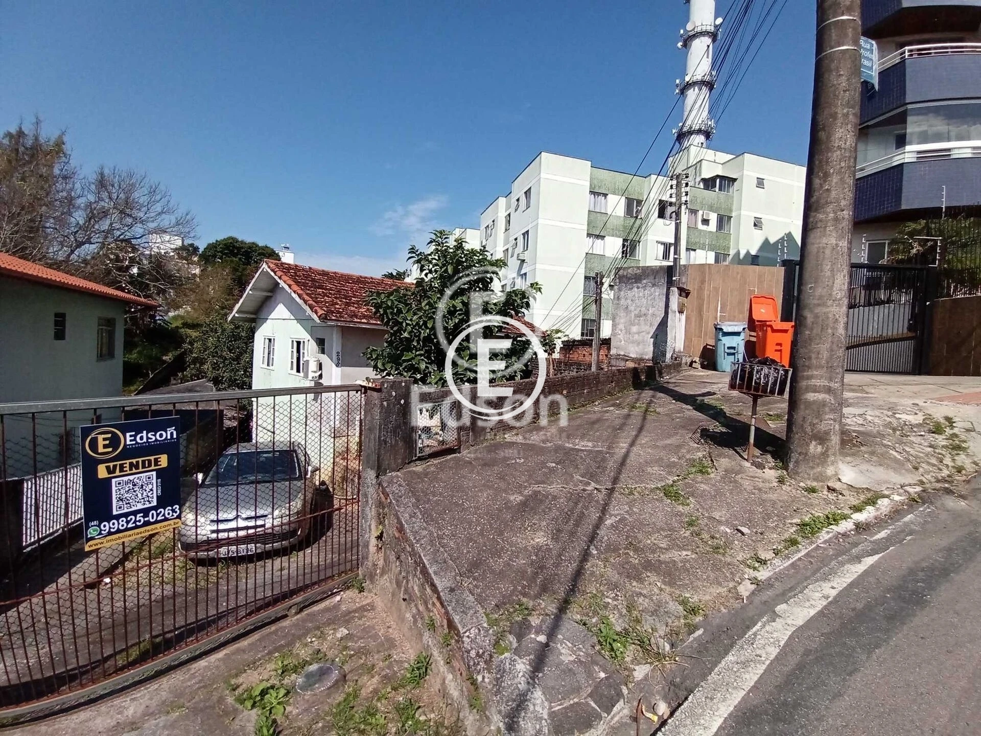 Terreno em Capoeiras, Florianópolis. 0 quartos, 593m². Imagem 3 de 7