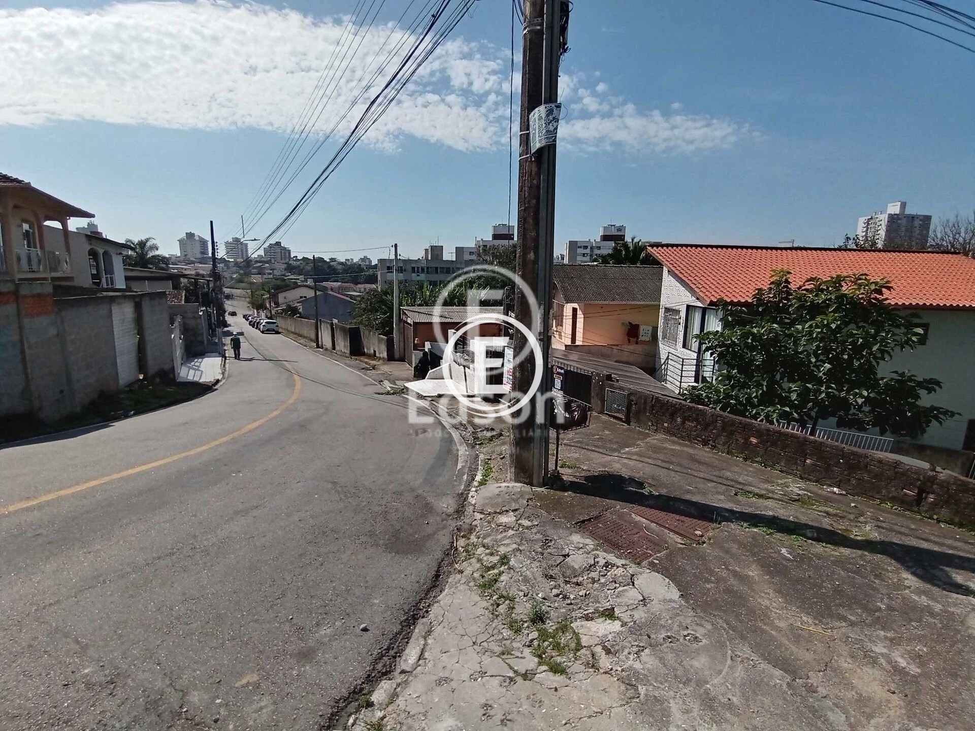 Terreno em Capoeiras, Florianópolis. 0 quartos, 593m². Imagem 6 de 7