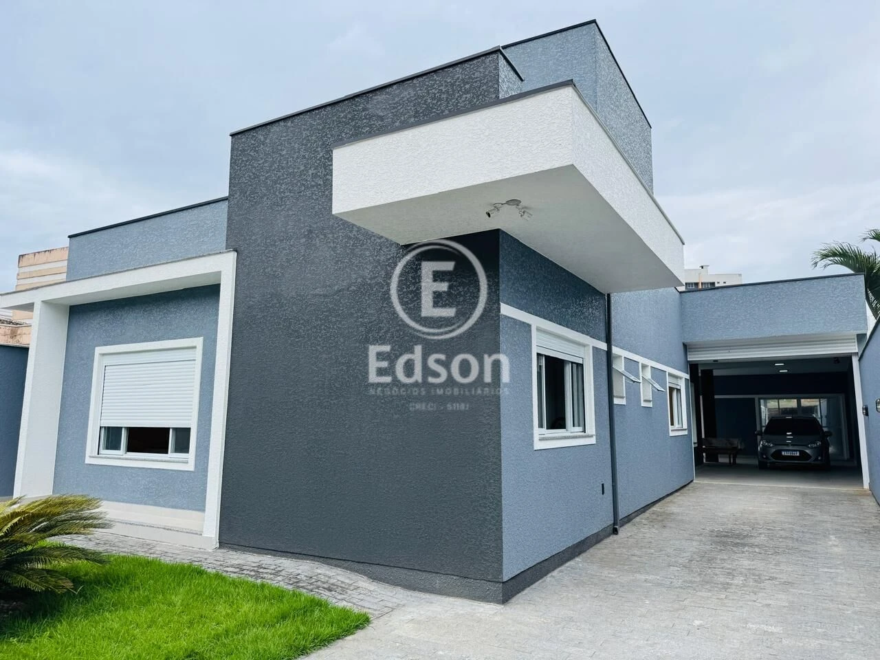 Casa em Pedra Branca, Palhoça. 3 quartos, 197m². Imagem 1 de 15