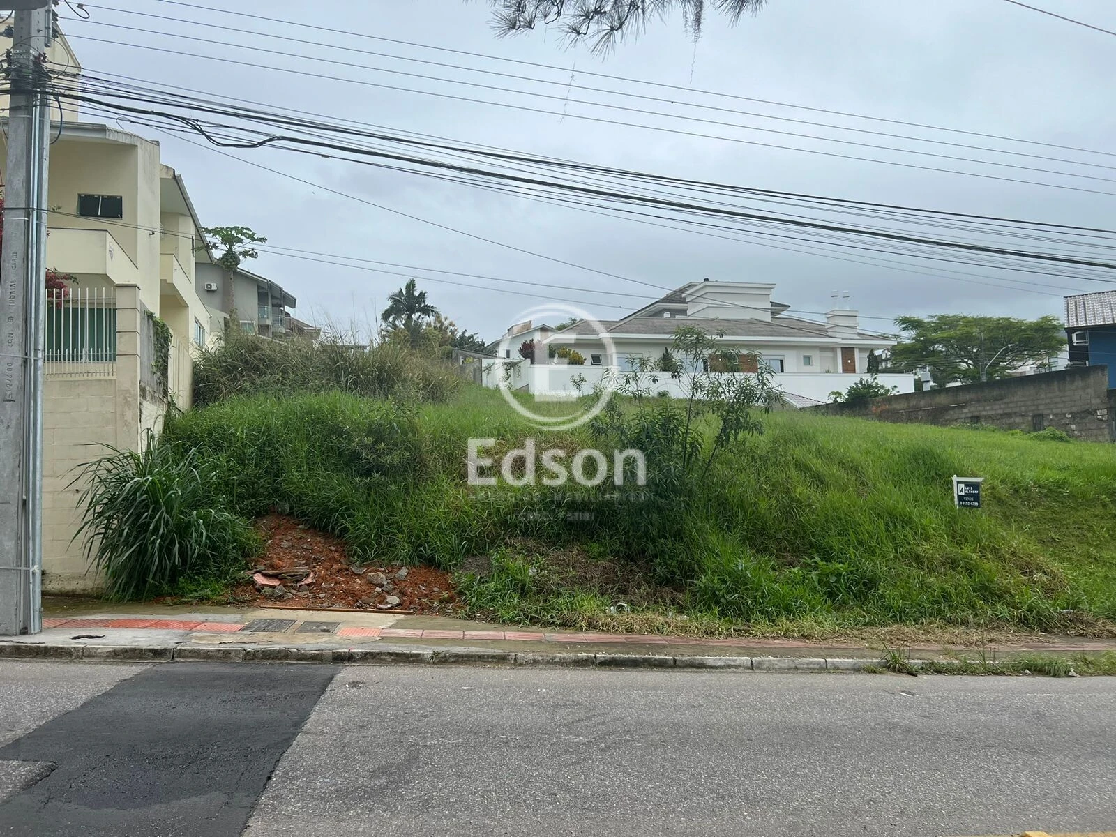 Terreno em Pedra Branca, Palhoça. 0 quartos, 511m². Imagem 3 de 8