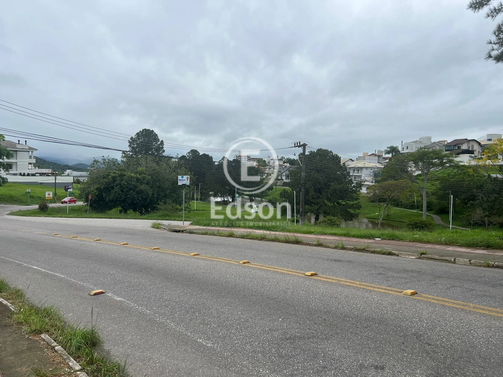 Terreno em Pedra Branca, Palhoça. 0 quartos, 511m². Imagem 4 de 8