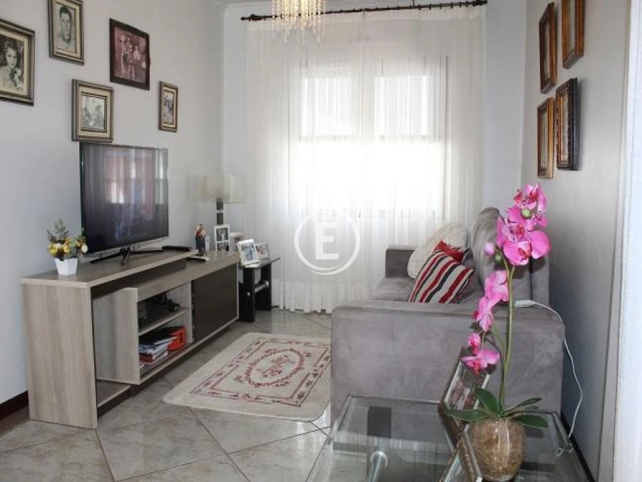 Casa em Centro, Santo Amaro da Imperatriz. 2 quartos, 176m². Imagem 3 de 15