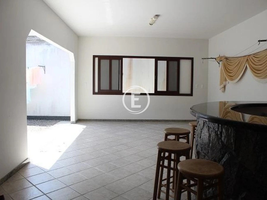 Casa em Centro, Santo Amaro da Imperatriz. 2 quartos, 176m². Imagem 7 de 15