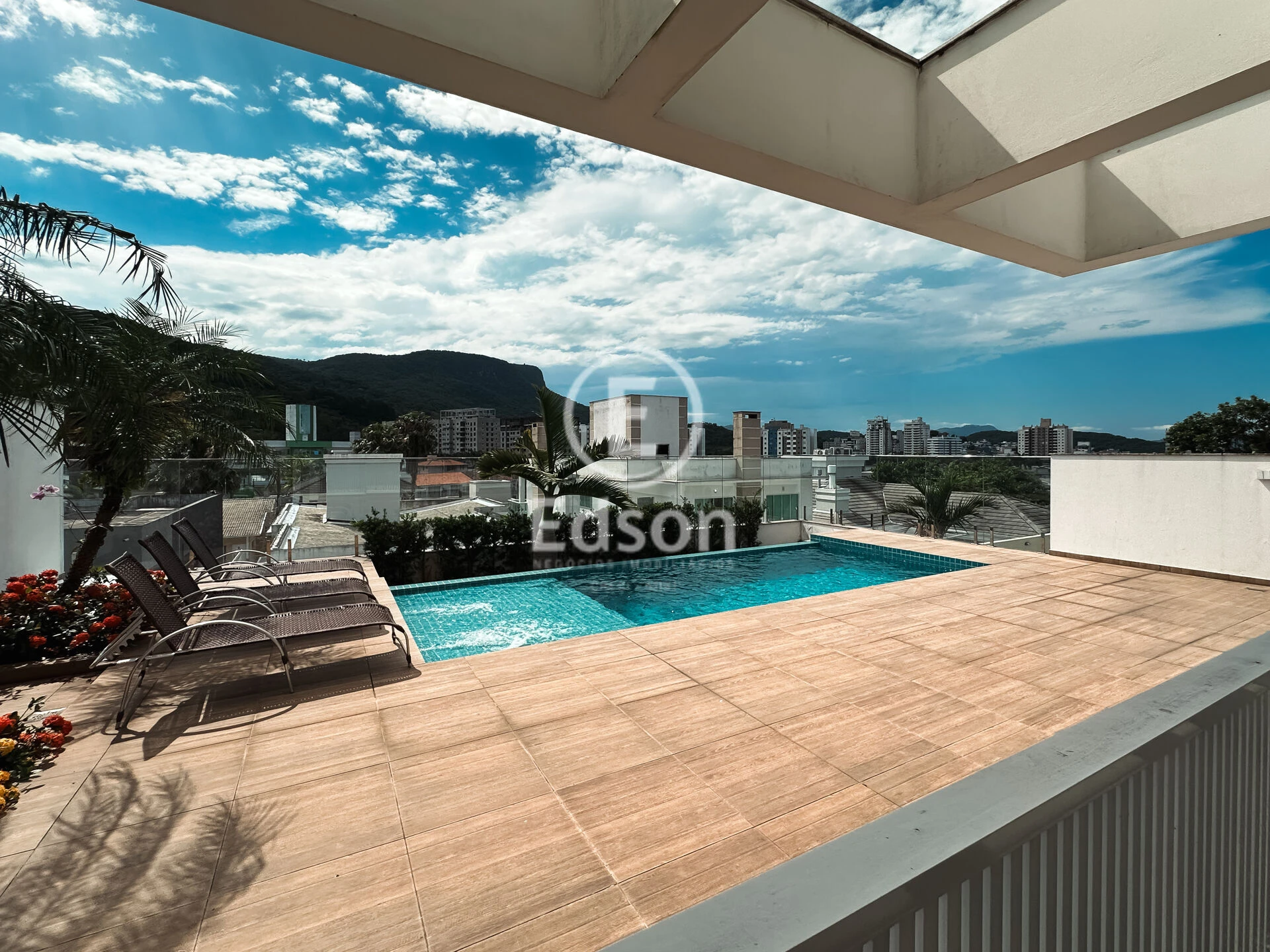 Casa em Pedra Branca, Palhoça. 4 quartos, 350m². Imagem 14 de 15