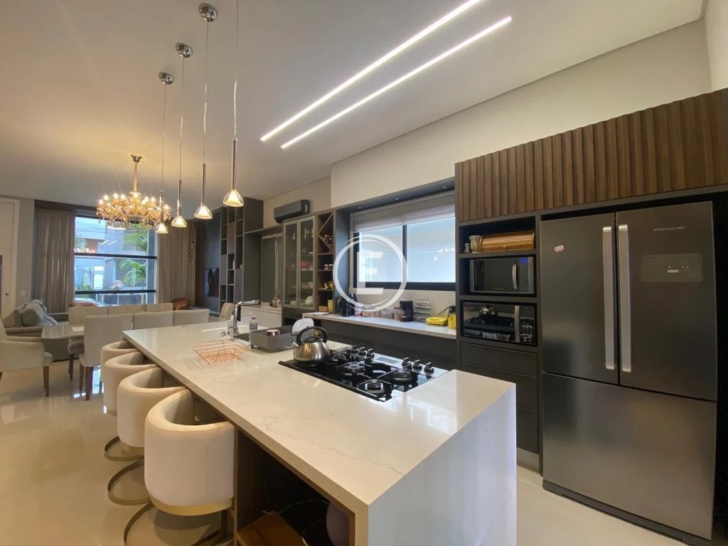 Casa em Pedra Branca, Palhoça. 3 quartos, 190m². Imagem 4 de 18