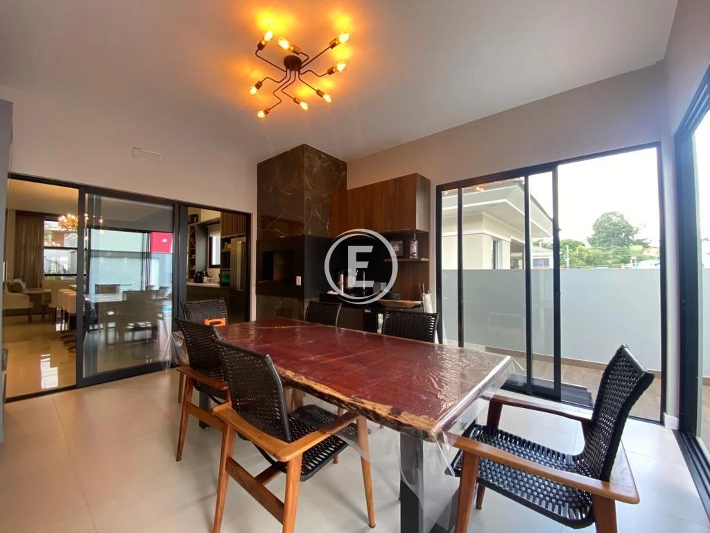 Casa em Pedra Branca, Palhoça. 3 quartos, 190m². Imagem 8 de 18