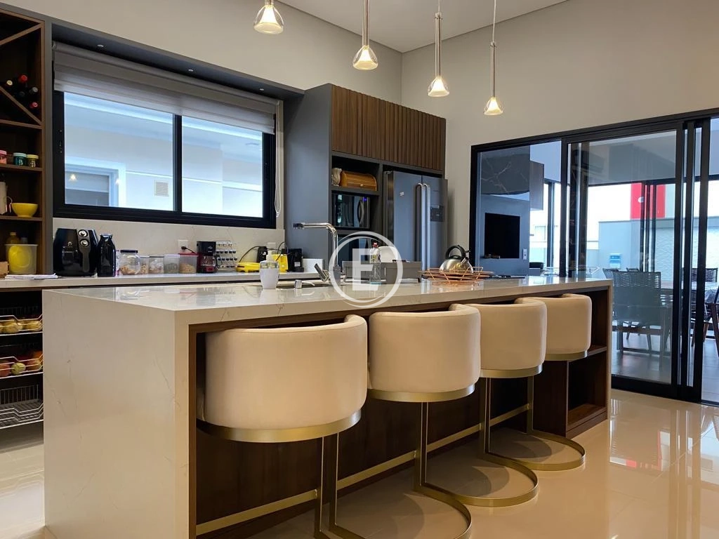 Casa em Pedra Branca, Palhoça. 3 quartos, 190m². Imagem 5 de 18