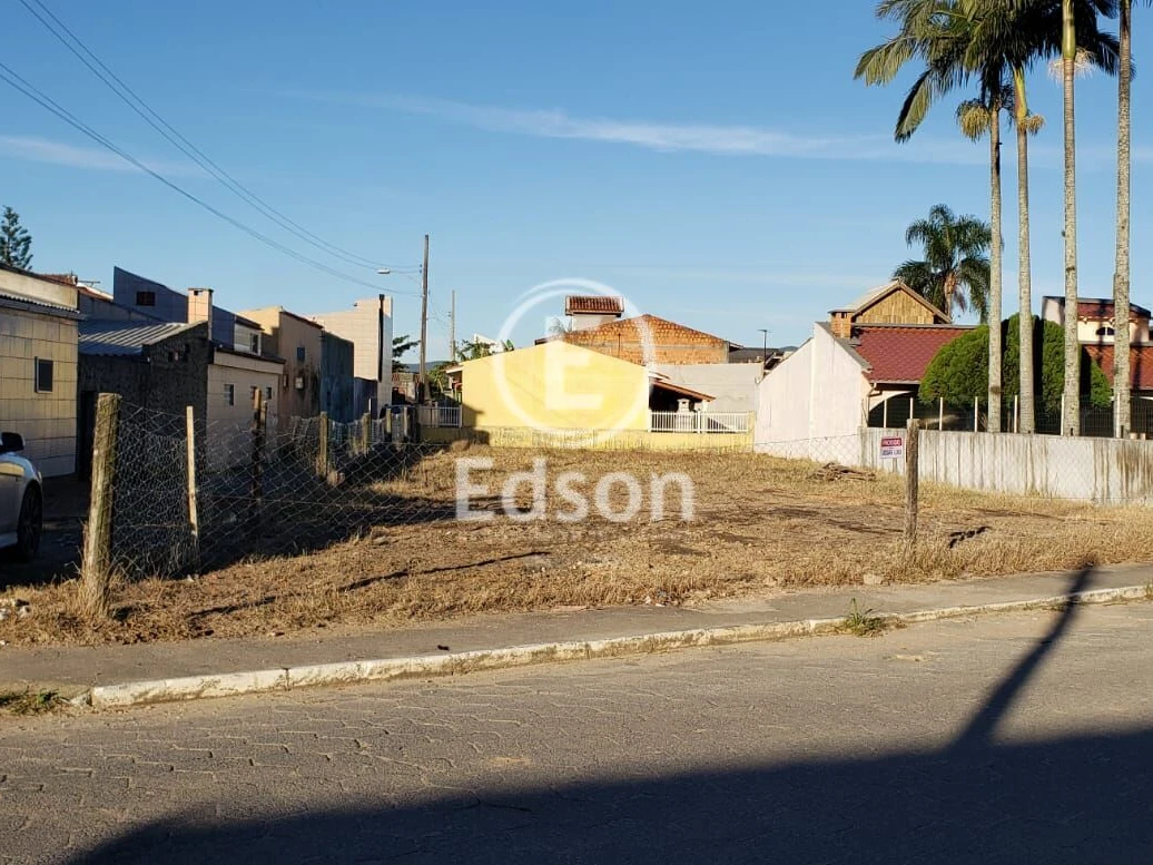 Terreno em Praia de Fora, Palhoça. 0 quartos, 366m². Imagem 2 de 6