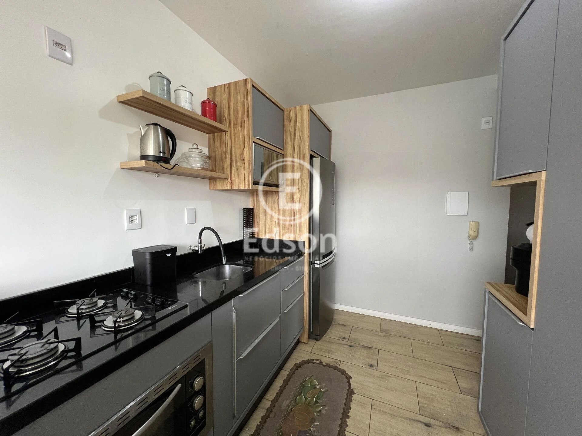 Apartamento em Serraria, São José. 2 quartos, 61m². Imagem 2 de 14