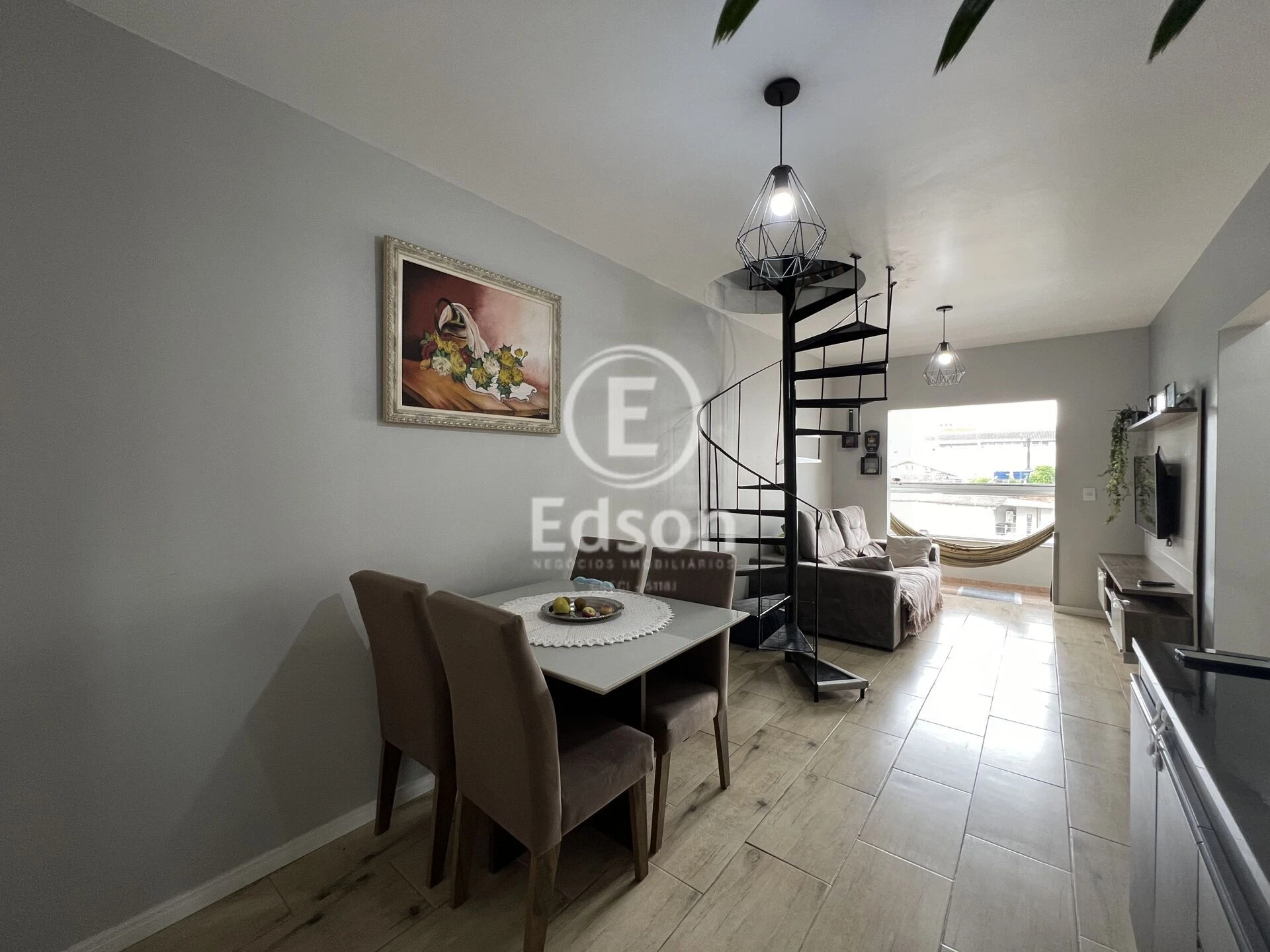 Apartamento em Serraria, São José. 2 quartos, 61m². Imagem 3 de 14