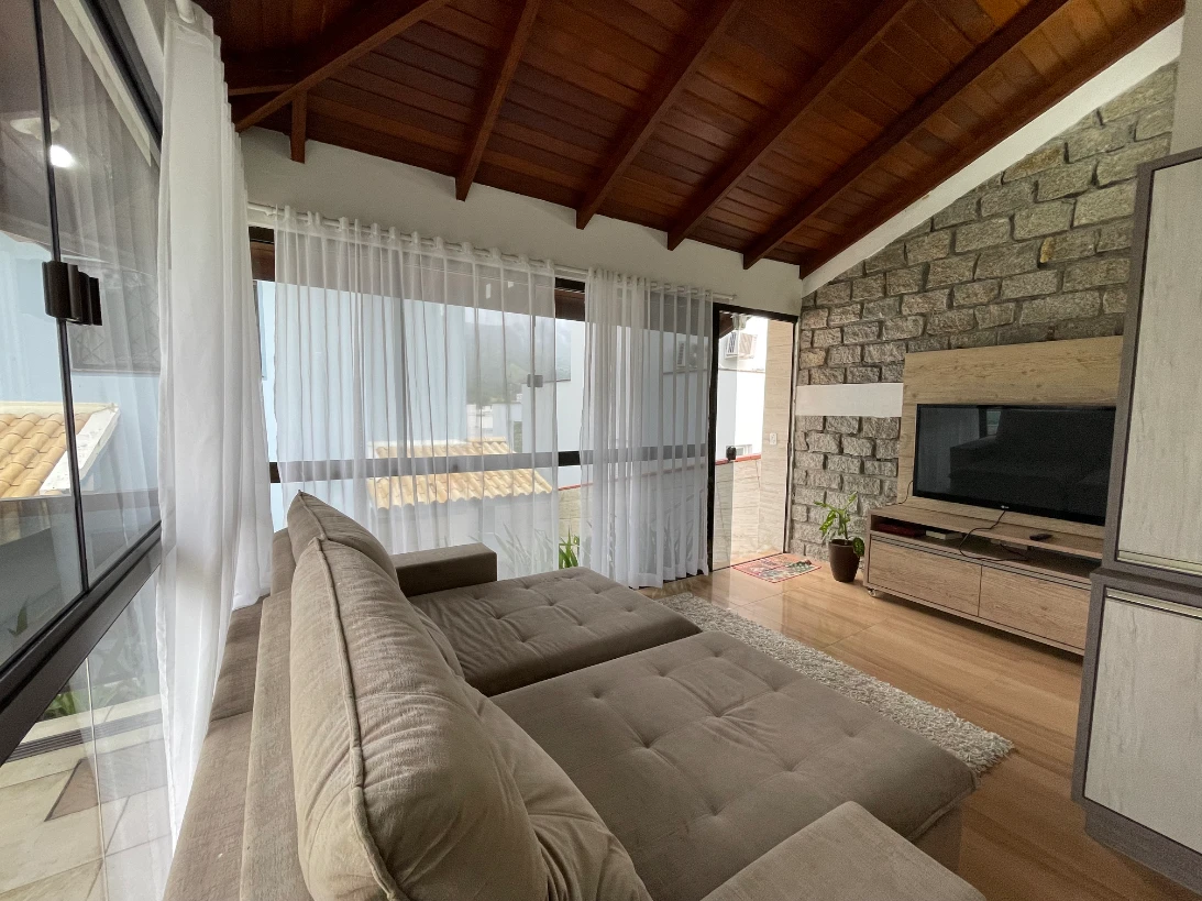 Casa em Pedra Branca, Palhoça. 4 quartos, 236m². Imagem 26 de 32