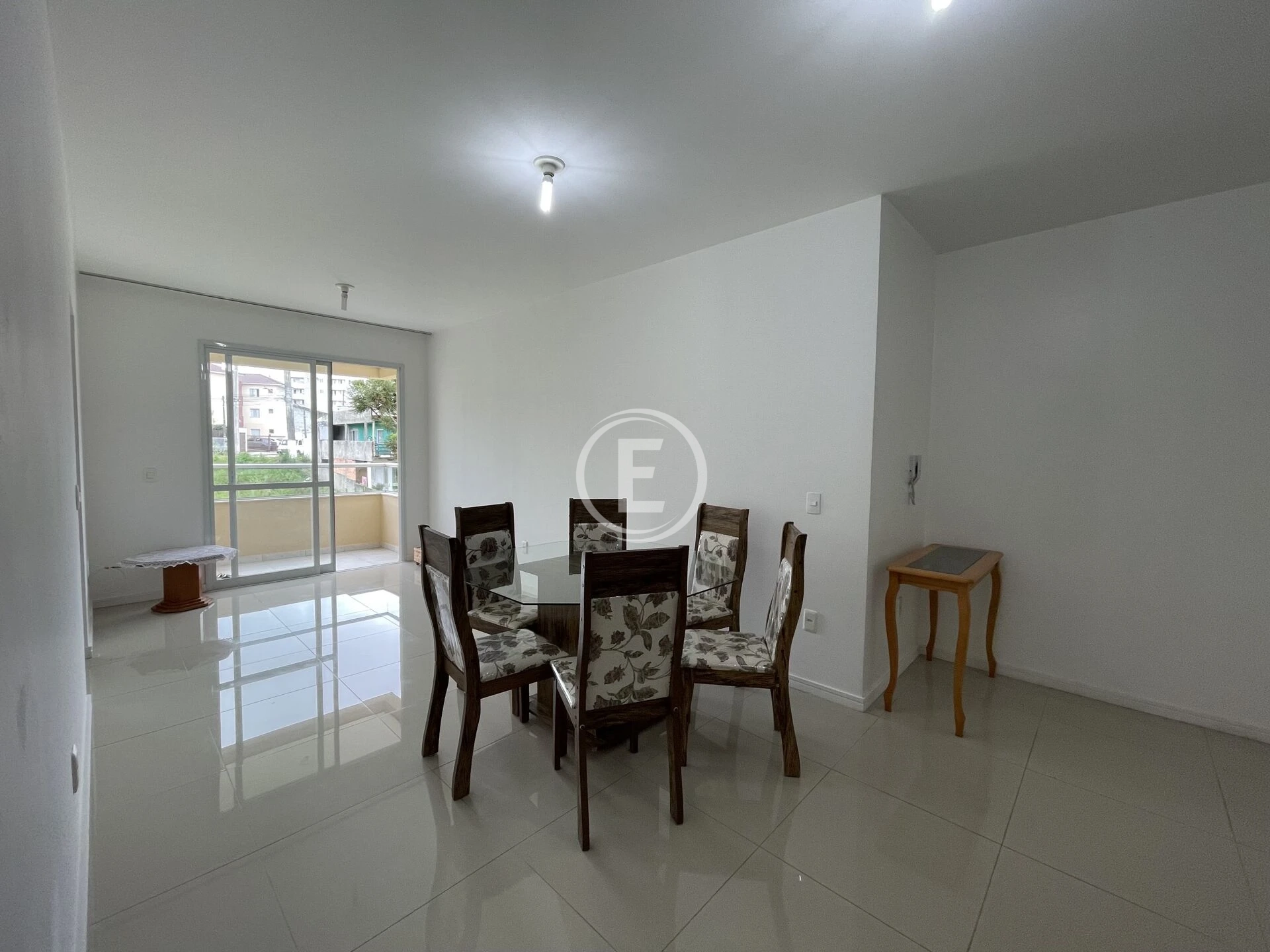 Apartamento em Pagani, Palhoça. 2 quartos, 68m². Imagem 3 de 13