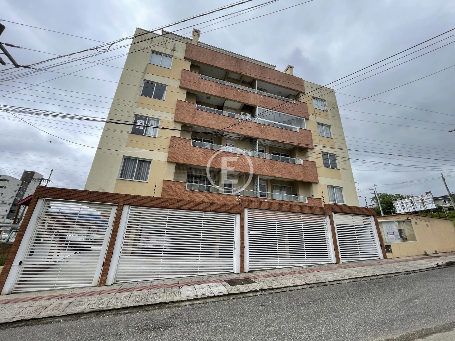 Apartamento em Pagani, Palhoça. 2 quartos, 68m². Imagem 1 de 13