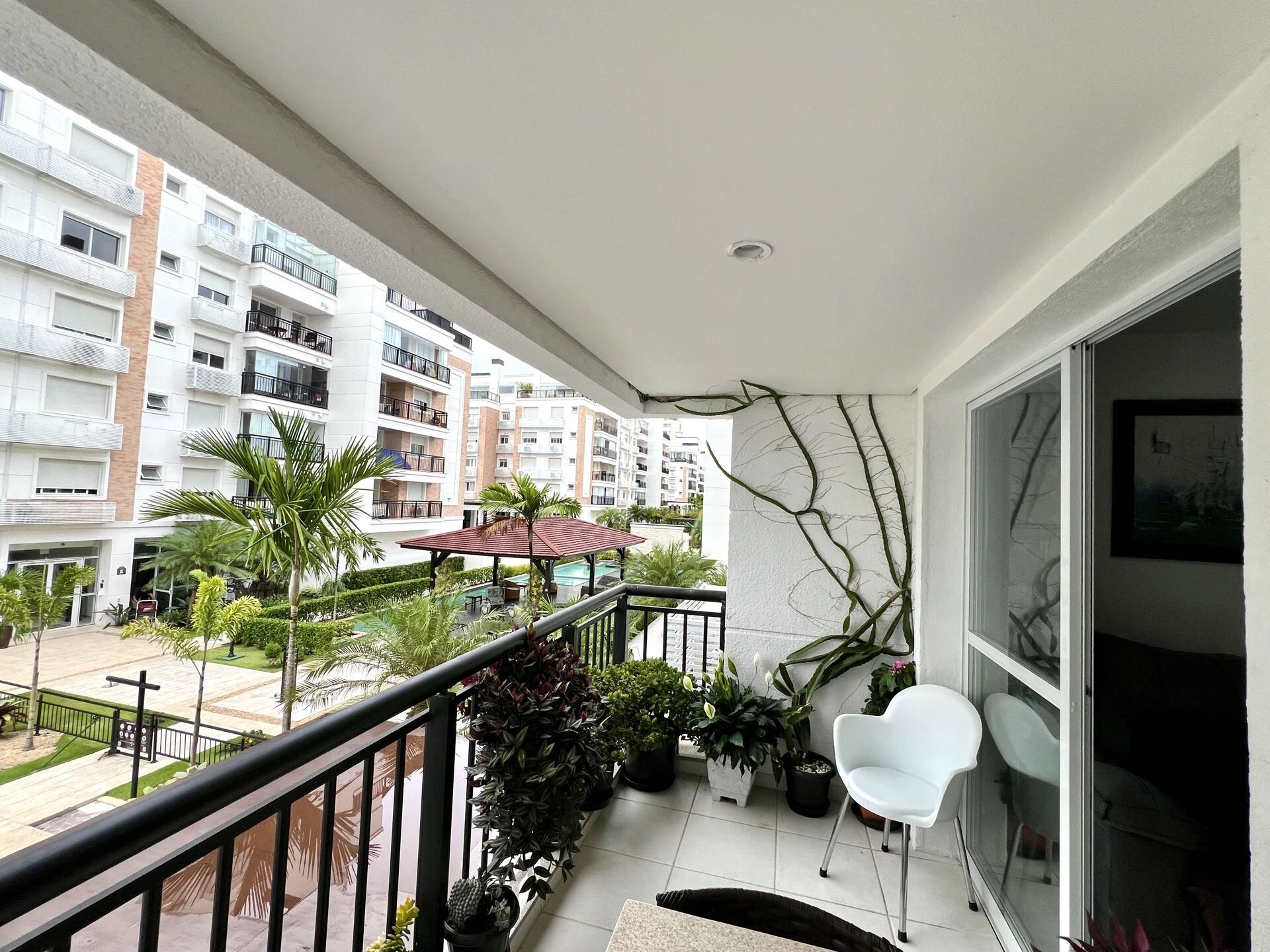 Apartamento em Abraão, Florianópolis. 2 quartos, 83m². Imagem 9 de 25