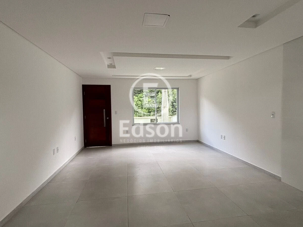 Casa em Forquilhas, São José. 3 quartos, 110m². Imagem 3 de 14
