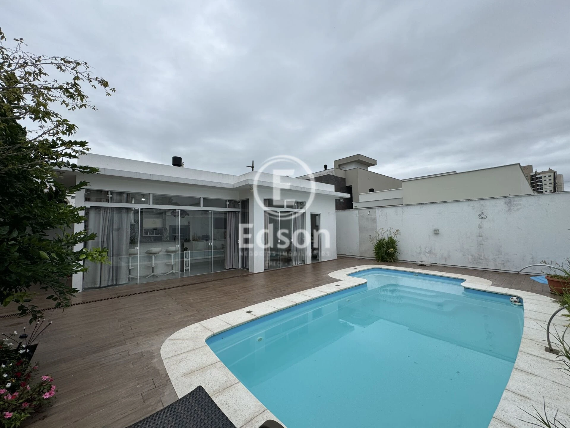 Casa em Pedra Branca, Palhoça. 3 quartos, 192m². Imagem 13 de 15