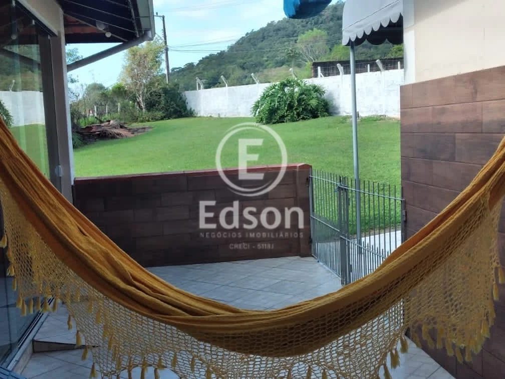 Casa em Forquilhas, São José. 3 quartos, 176m². Imagem 6 de 13