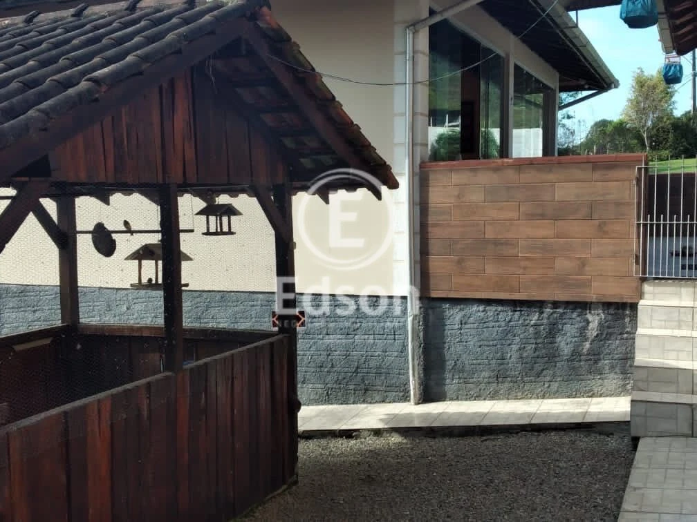 Casa em Forquilhas, São José. 3 quartos, 176m². Imagem 8 de 13