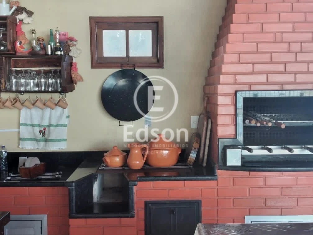 Casa em Forquilhas, São José. 3 quartos, 176m². Imagem 3 de 13