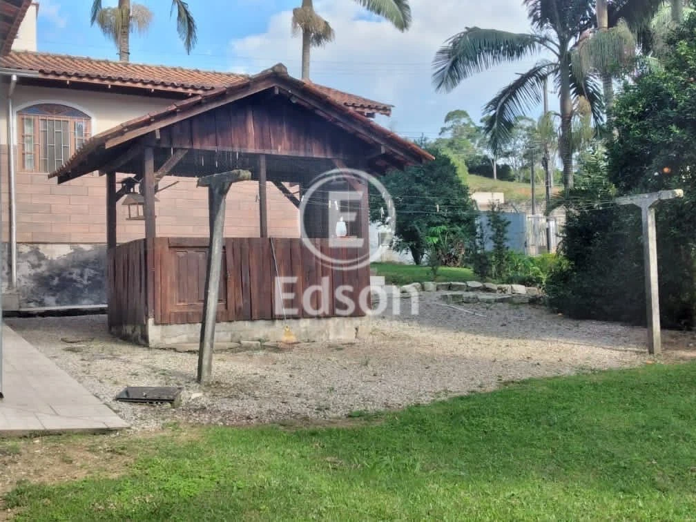 Casa em Forquilhas, São José. 3 quartos, 176m². Imagem 4 de 13