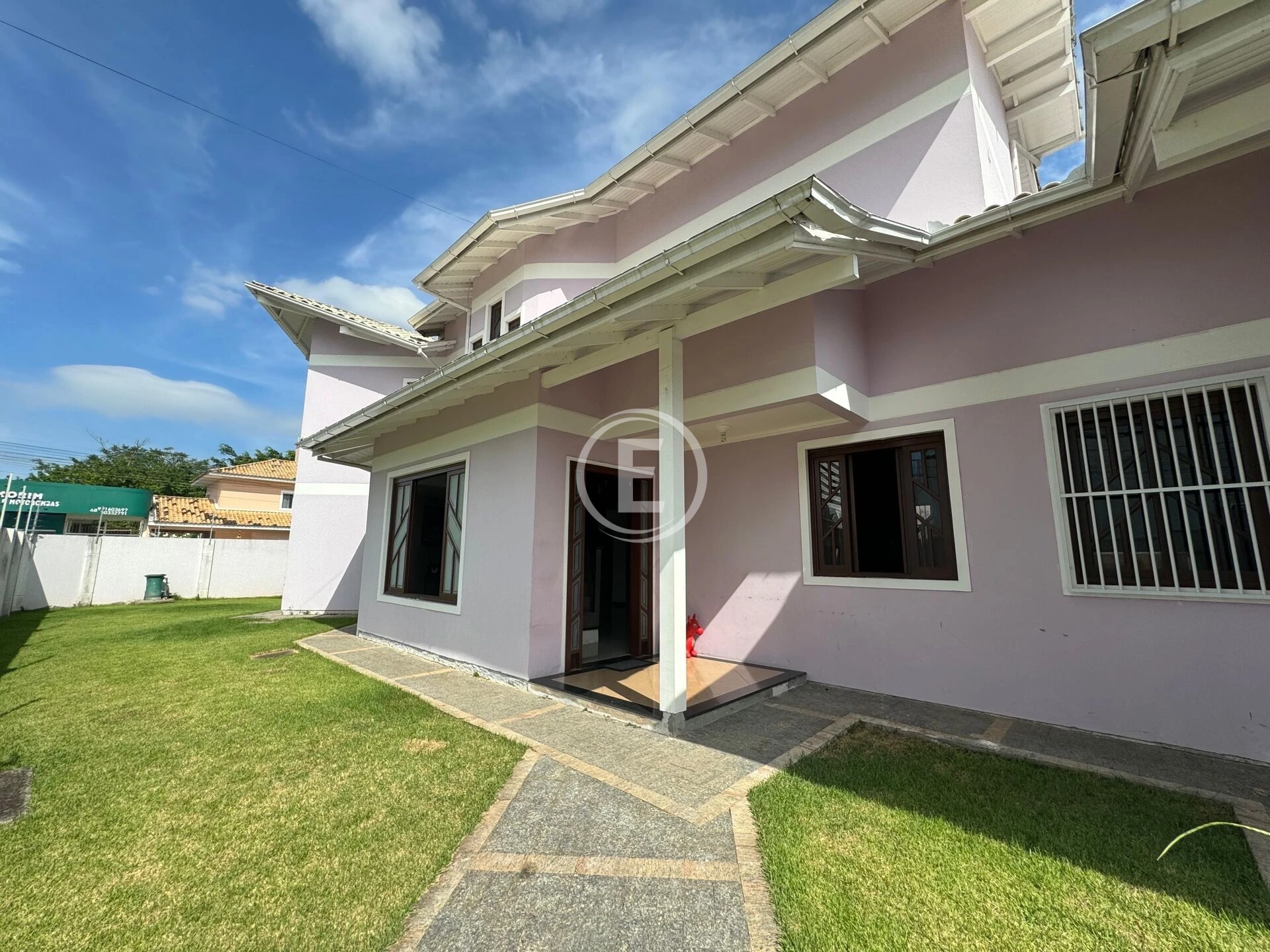 Casa em Pagani, Palhoça. 4 quartos, 404m². Imagem 1 de 11