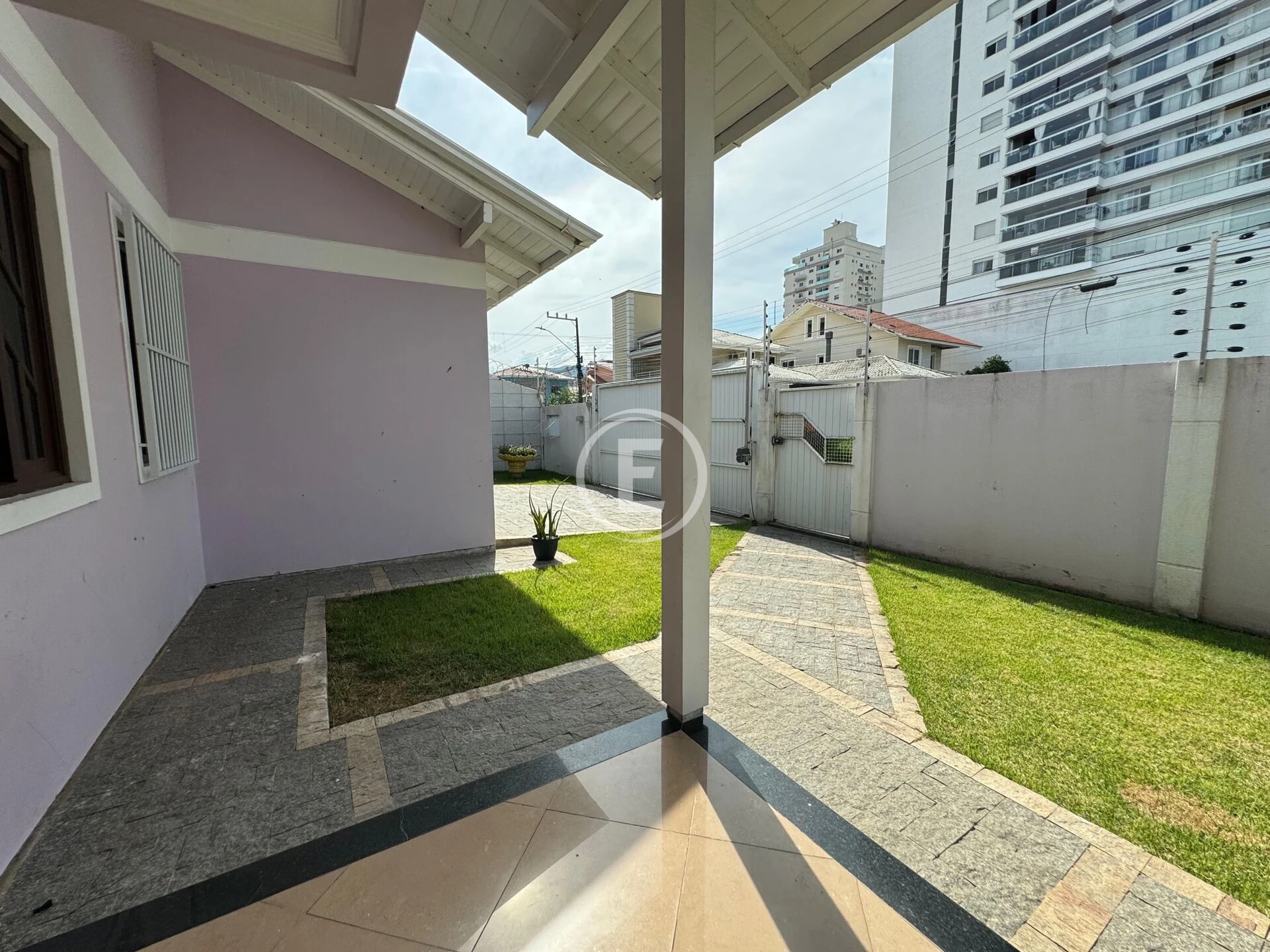 Casa em Pagani, Palhoça. 4 quartos, 404m². Imagem 10 de 11