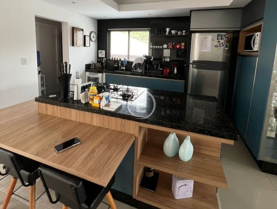 Casa em Pedra Branca, Palhoça. 3 quartos, 310m². Imagem 4 de 12