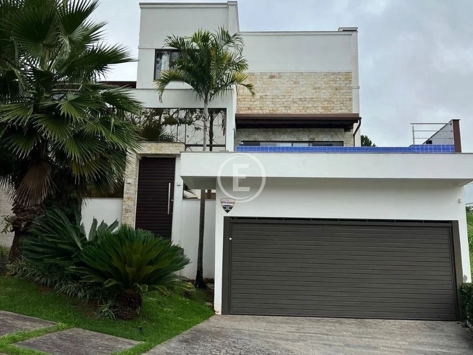 Casa em Pedra Branca, Palhoça. 3 quartos, 310m². Imagem 1 de 12