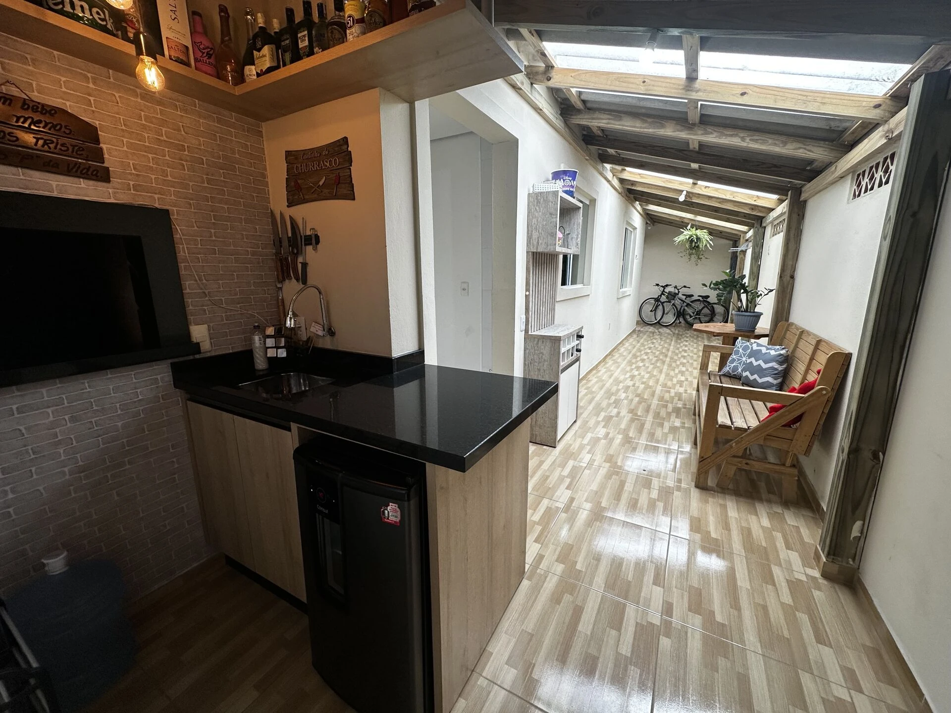 Apartamento em São Sebastião, Palhoça. 2 quartos, 65m². Imagem 2 de 21