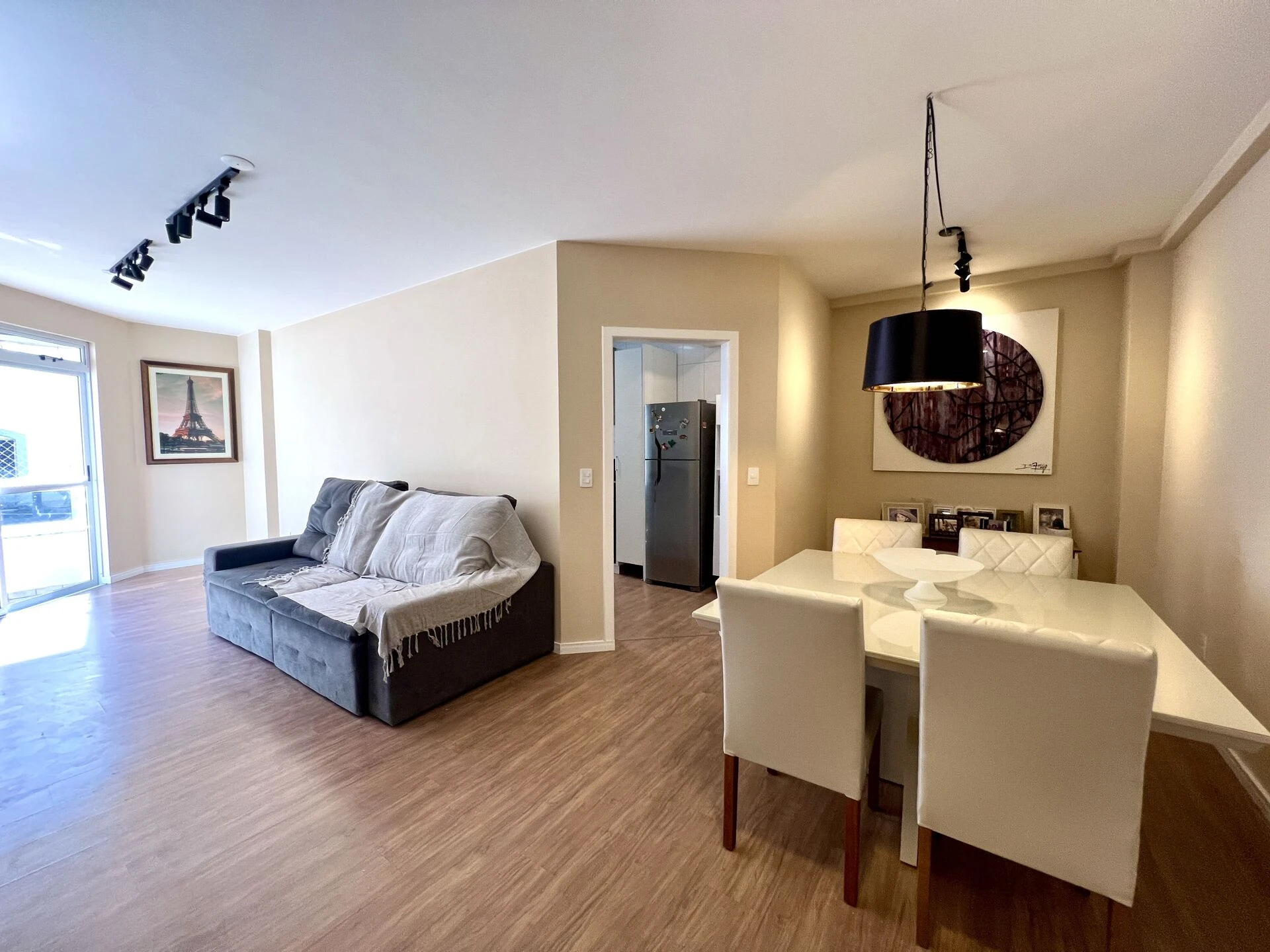 Apartamento em Kobrasol, São José. 3 quartos, 108m². Imagem 1 de 13