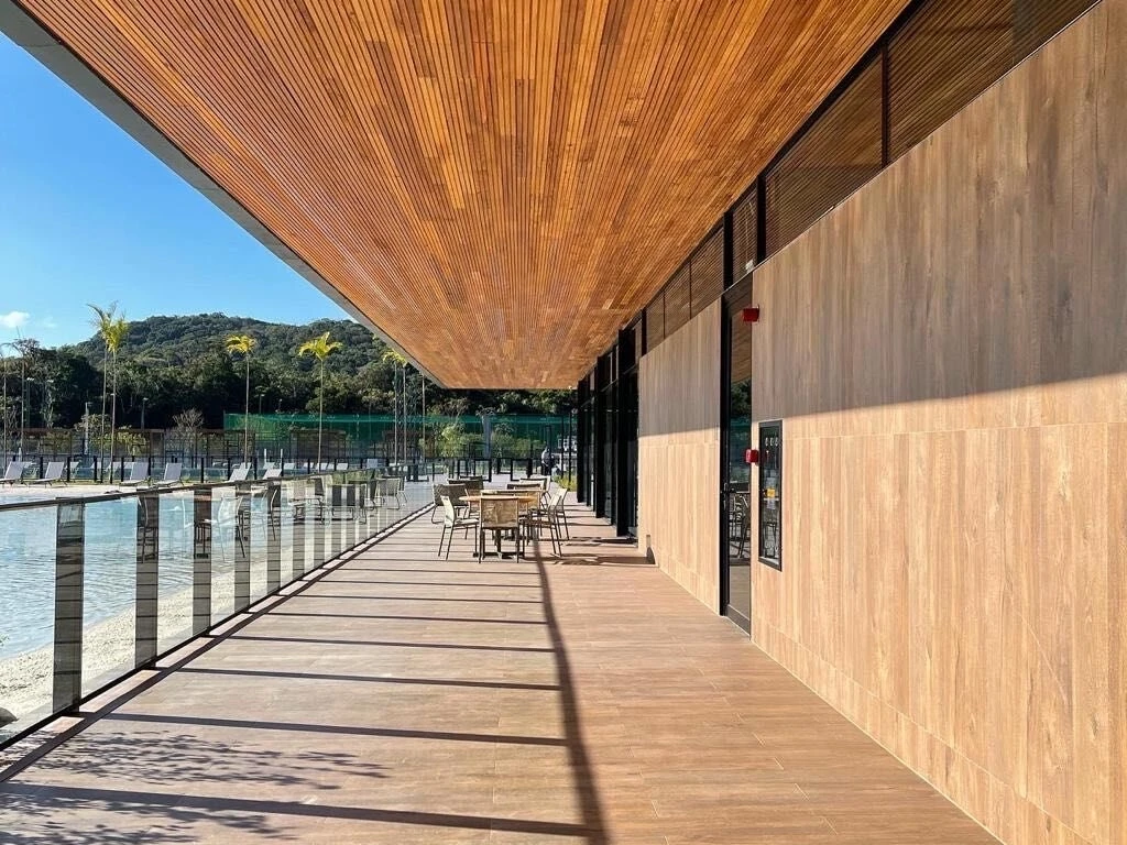 Terreno em Pedra Branca, Palhoça. 0 quartos, 323m². Imagem 2 de 8