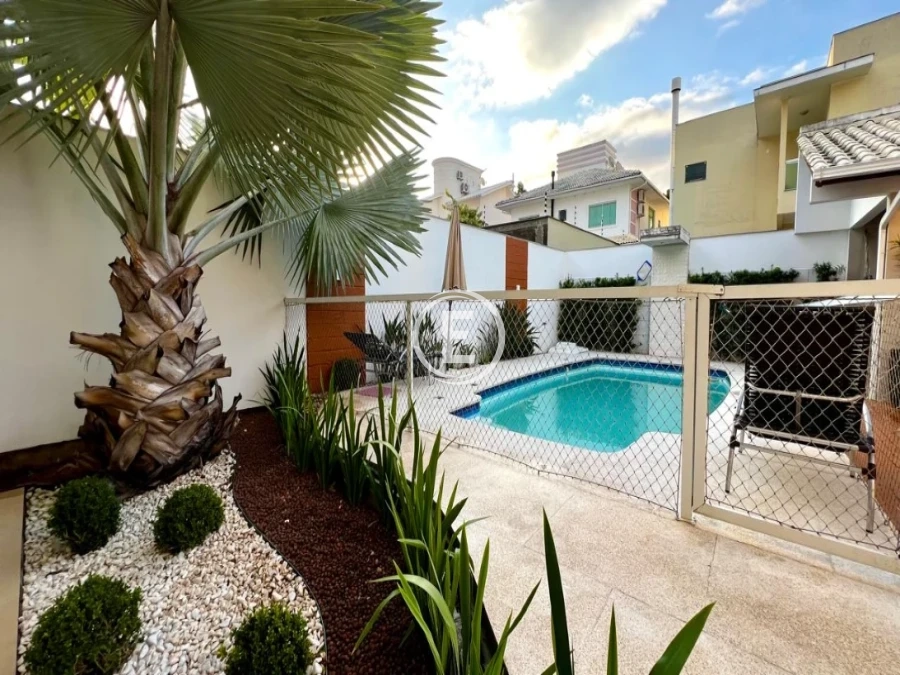 Casa em Pedra Branca, Palhoça. 3 quartos, 240m². Imagem 16 de 18