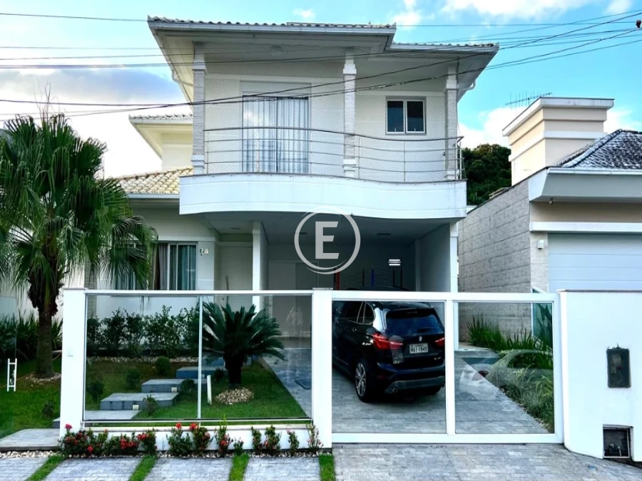Casa em Pedra Branca, Palhoça. 3 quartos, 240m². Imagem 1 de 18