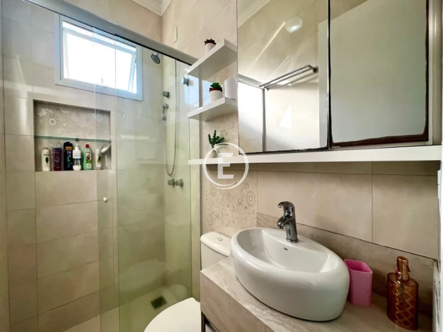 Casa em Pedra Branca, Palhoça. 3 quartos, 240m². Imagem 9 de 18