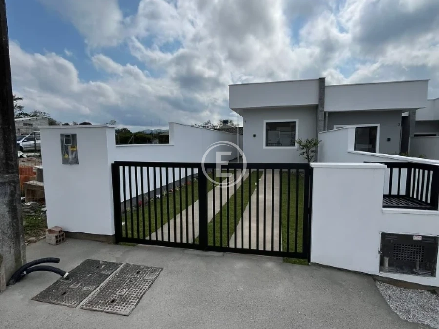 Casa Geminada em Ipiranga, São José. 2 quartos, 57m². Imagem 2 de 17