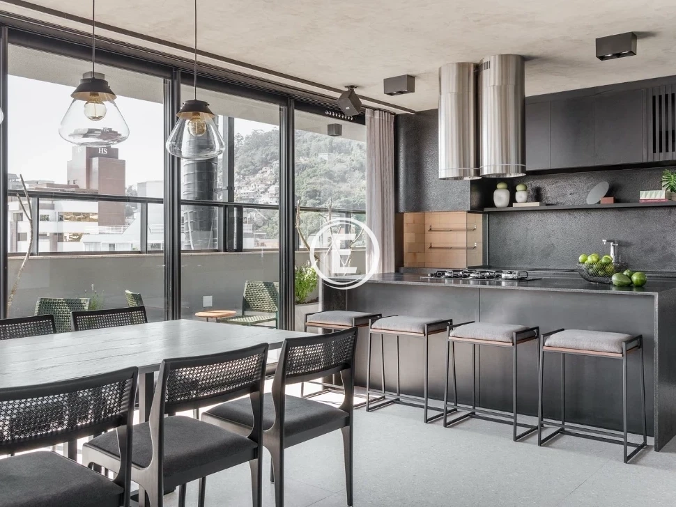 Apartamento em Centro, Florianópolis. 2 quartos, 80m². Imagem 4 de 10