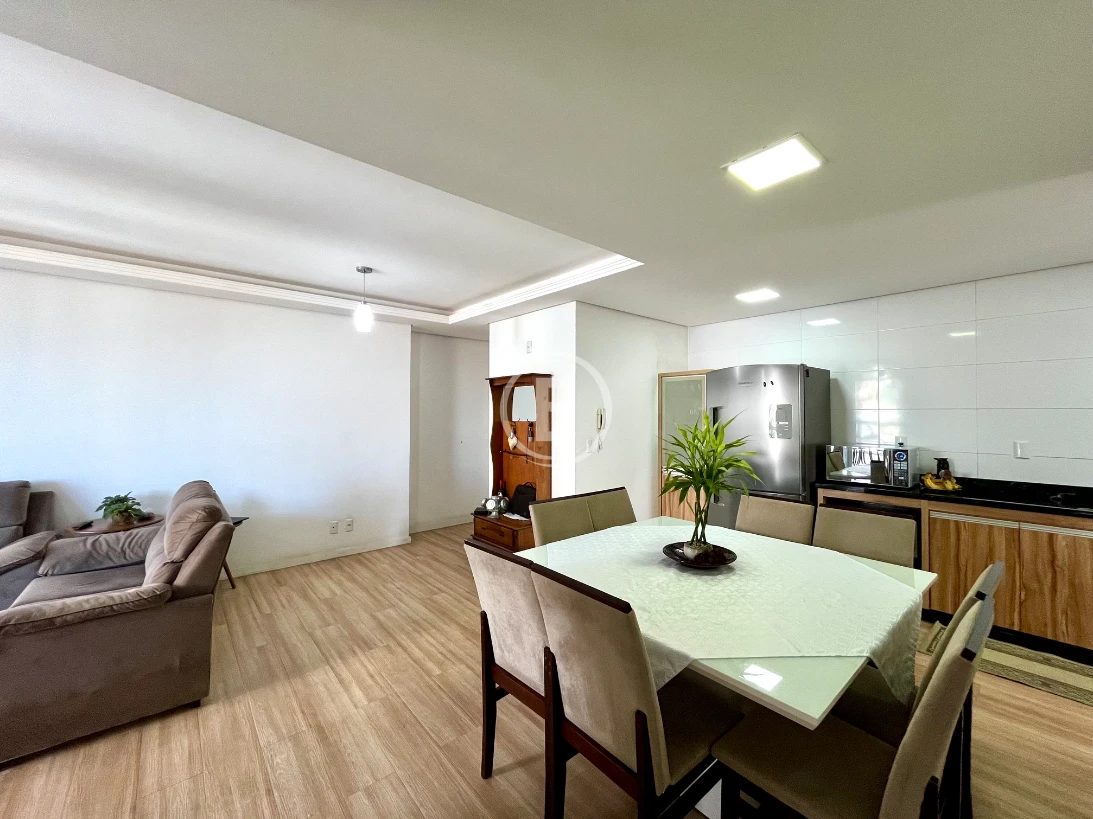 Apartamento em Praia Comprida, São José. 3 quartos, 113m². Imagem 4 de 21