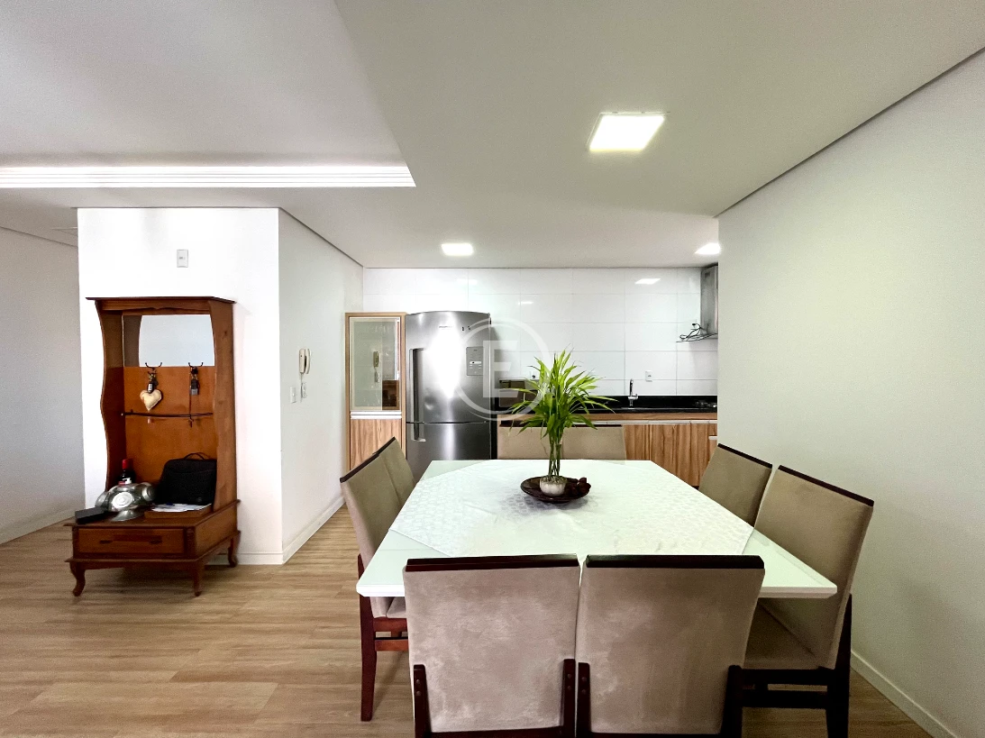 Apartamento em Praia Comprida, São José. 3 quartos, 113m². Imagem 5 de 21