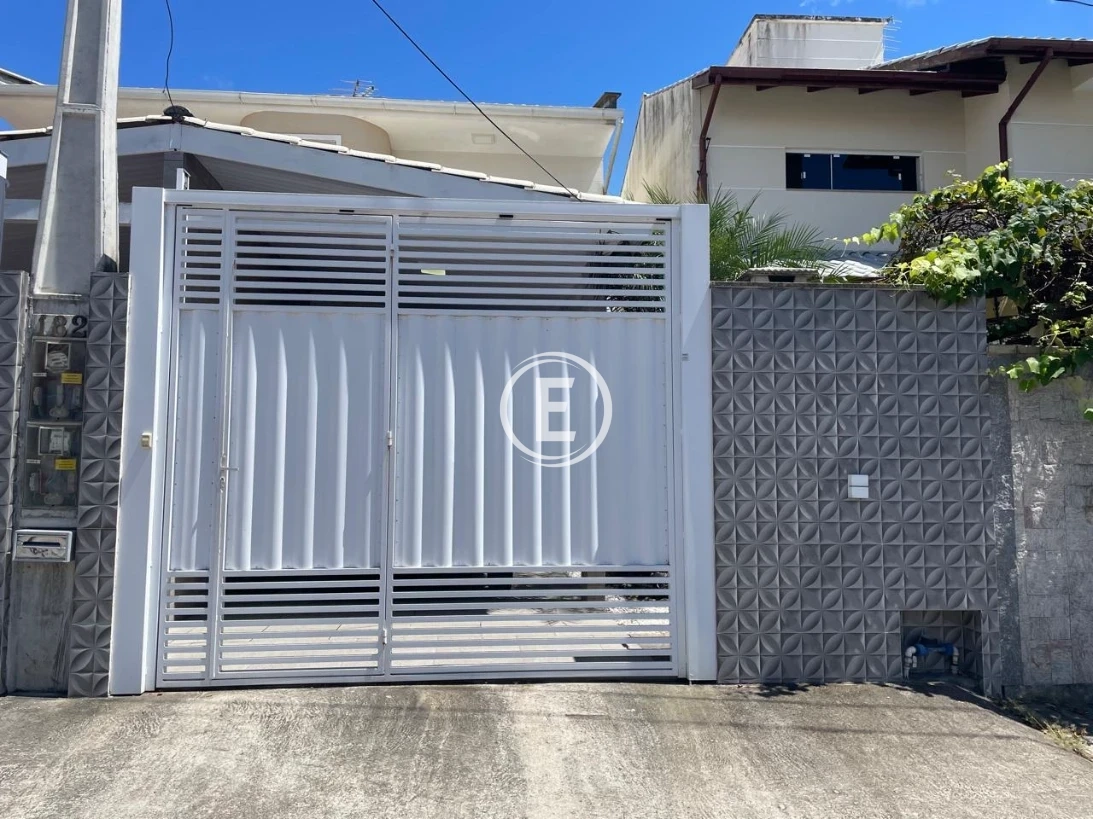 Sobrado Geminado em Madri, Palhoça. 2 quartos, 112m². Imagem 1 de 13