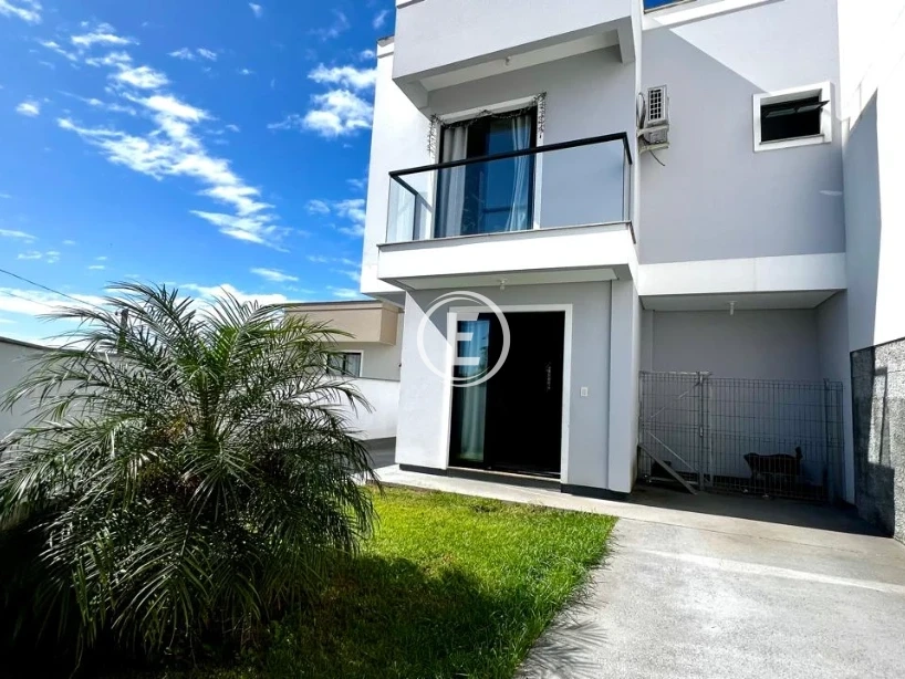 Sobrado Geminado em Bela Vista, Palhoça. 3 quartos, 89m². Imagem 1 de 13