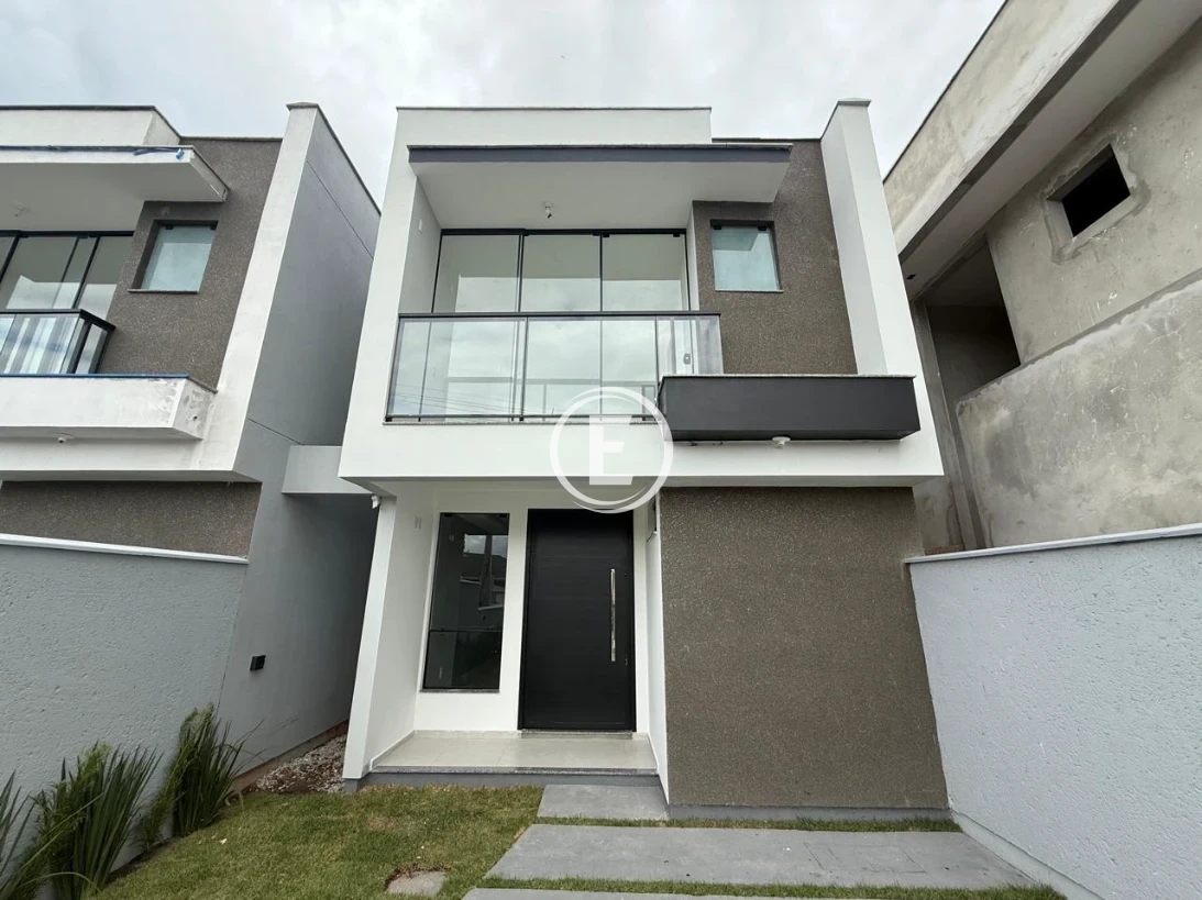 Sobrado Geminado em Forquilhas, São José. 3 quartos, 110m². Imagem 2 de 11