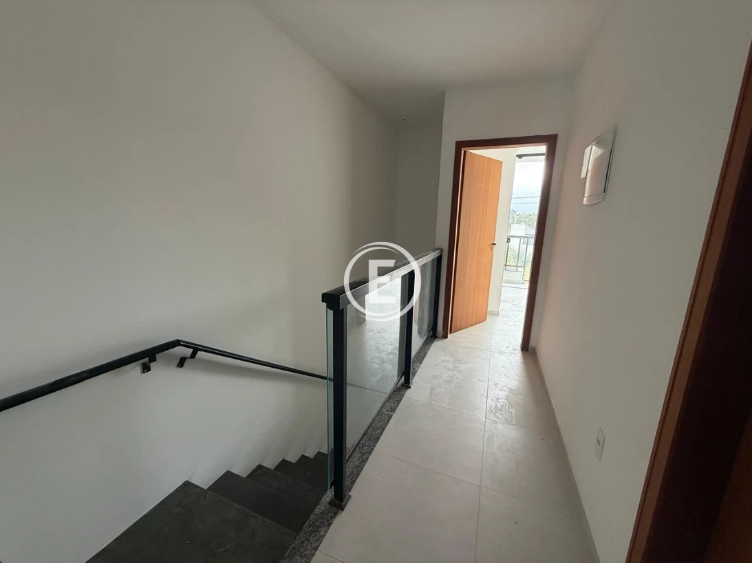 Sobrado Geminado em Forquilhas, São José. 3 quartos, 110m². Imagem 5 de 11