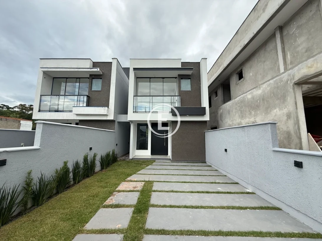 Sobrado Geminado em Forquilhas, São José. 3 quartos, 110m². Imagem 1 de 11