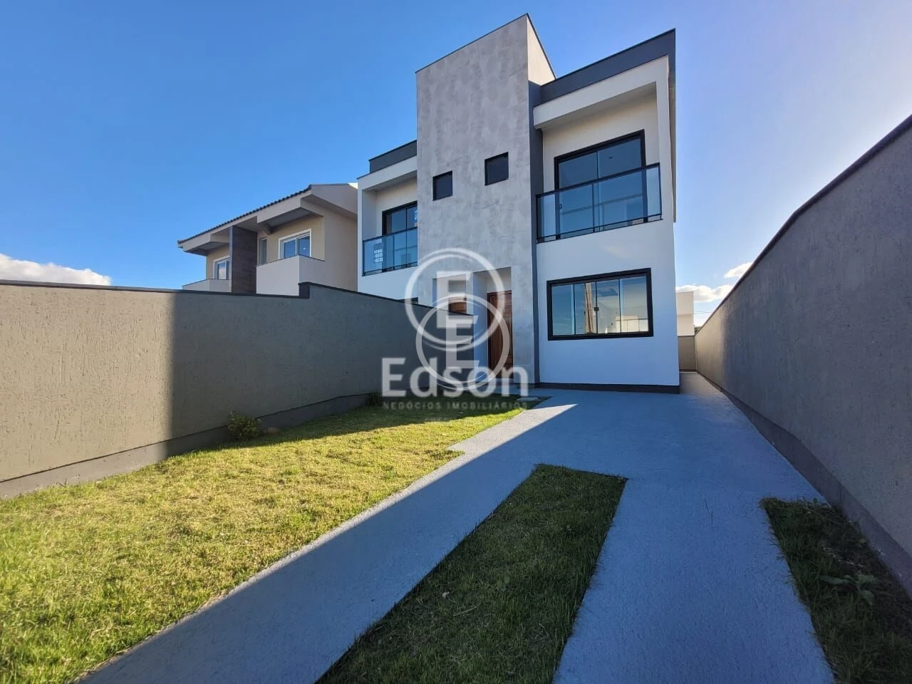 Sobrado Geminado em Bela Vista, Palhoça. 2 quartos, 87m². Imagem 1 de 10