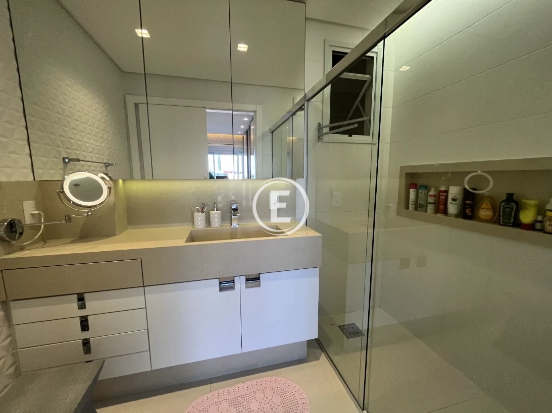 Apartamento em Kobrasol, São José. 2 quartos, 132m². Imagem 9 de 15